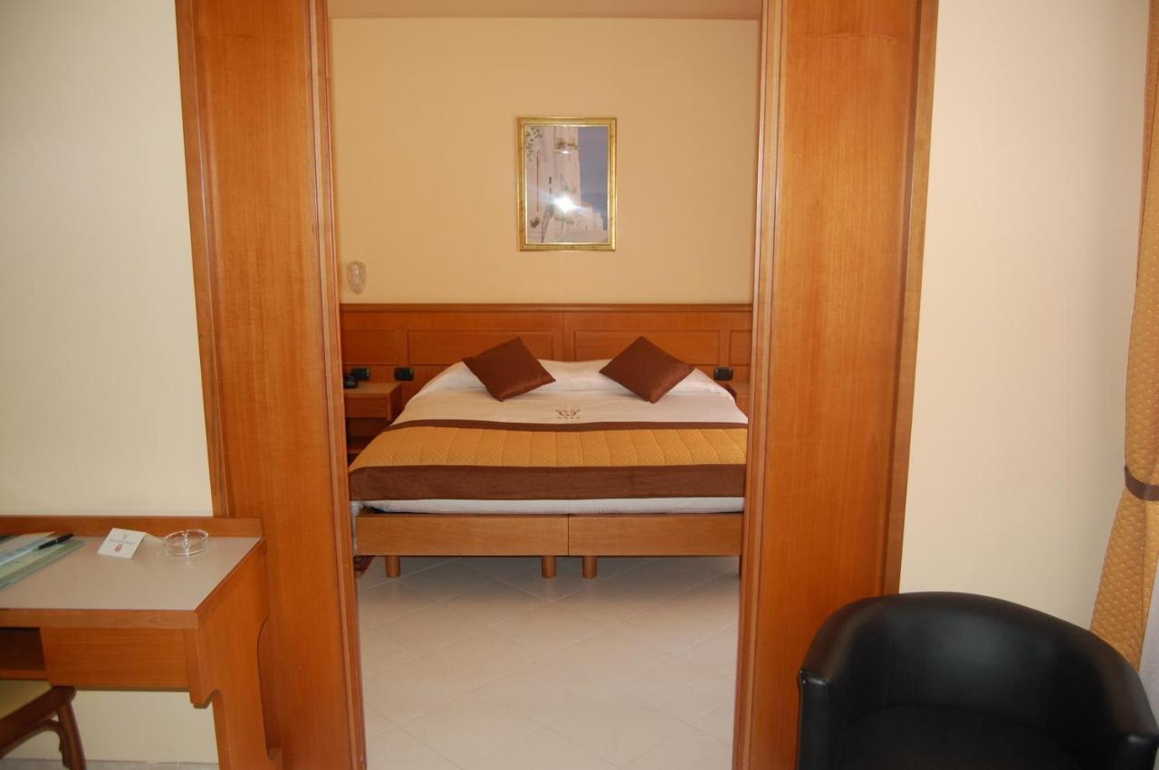 Grand Hotel Moroni Finale Ligure Zewnętrze zdjęcie
